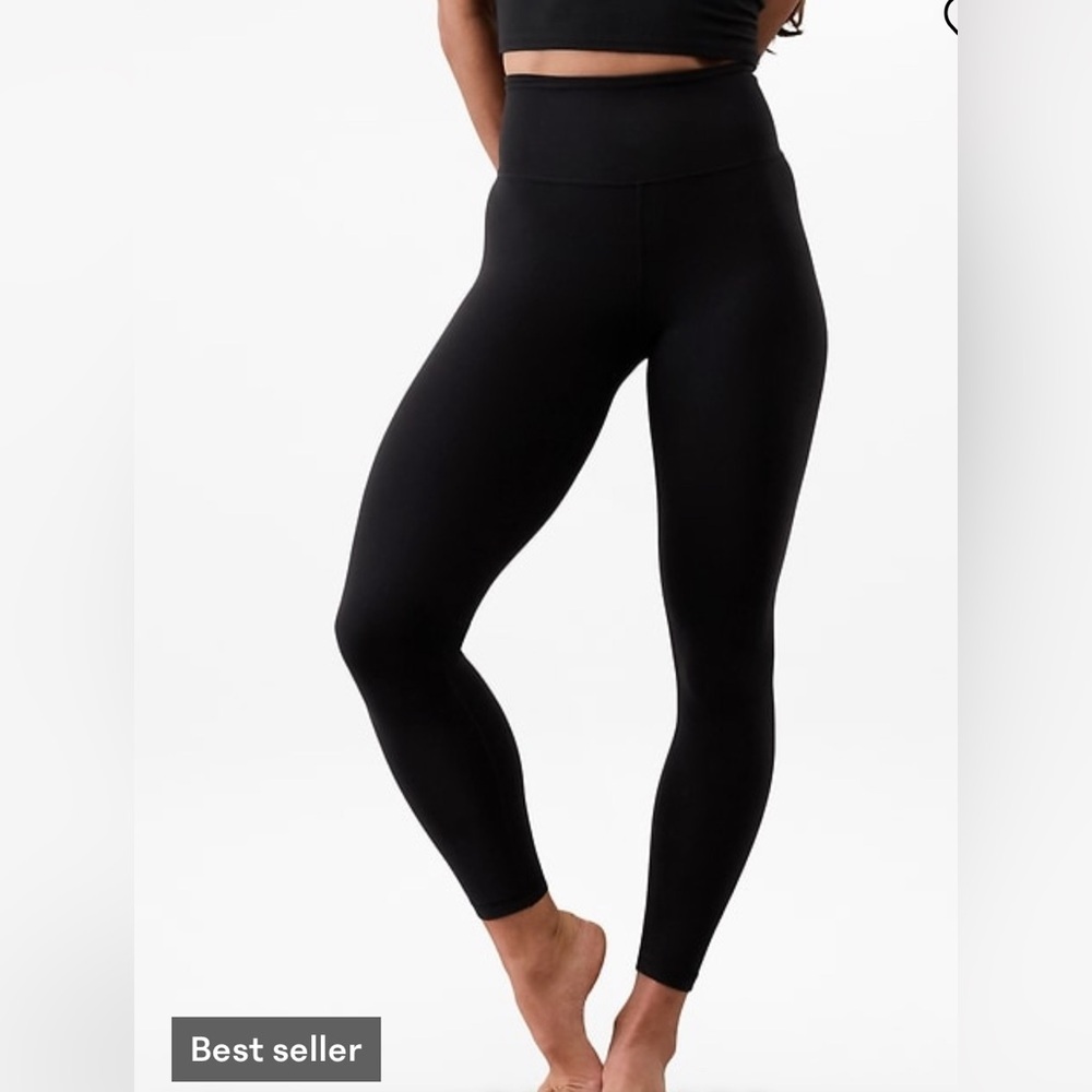 NWT Athleta Ultra High Rise Elation 7/8 Black Tight Size Medium